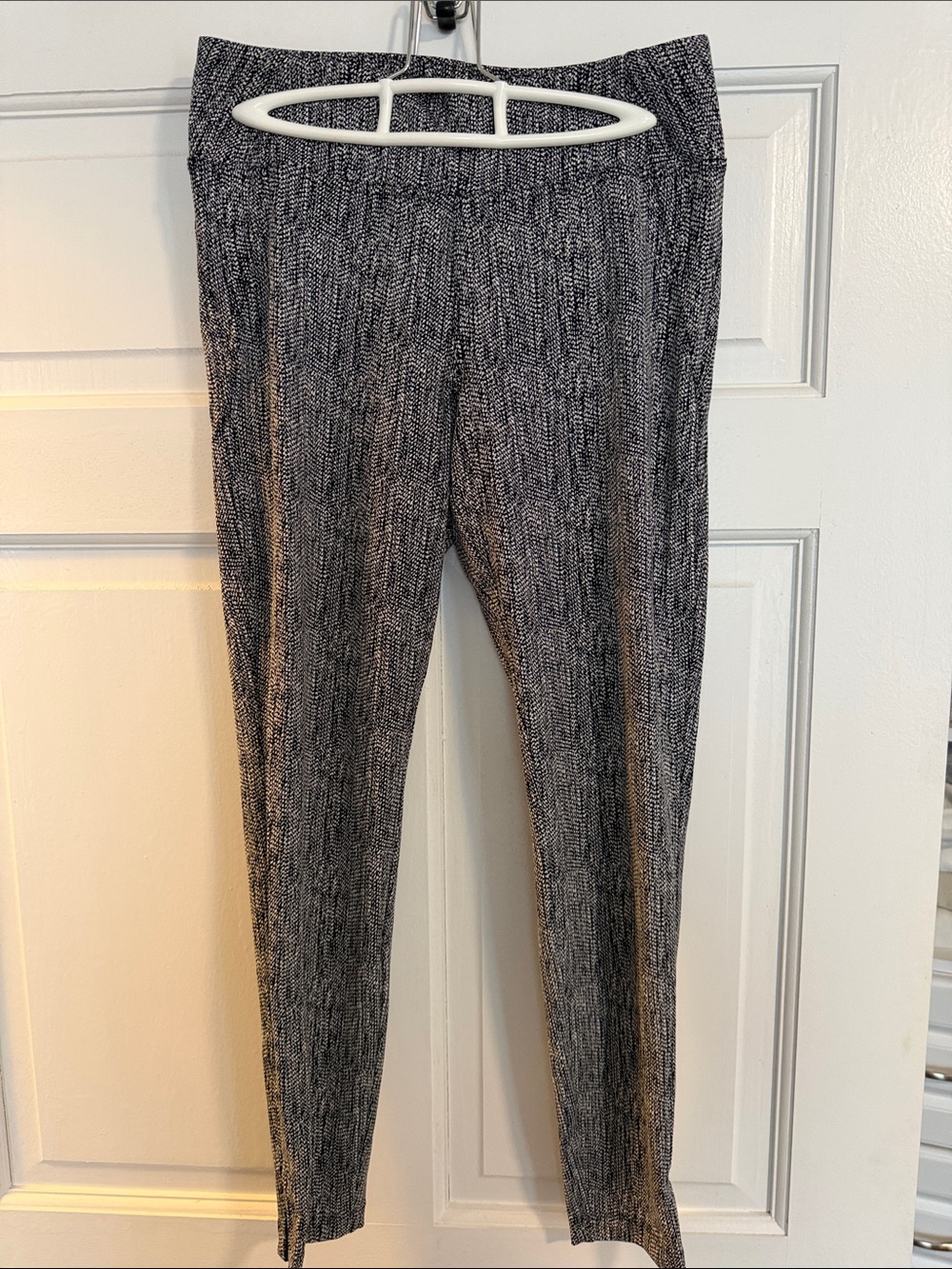 Athleta Black and Gray Marled Leggings